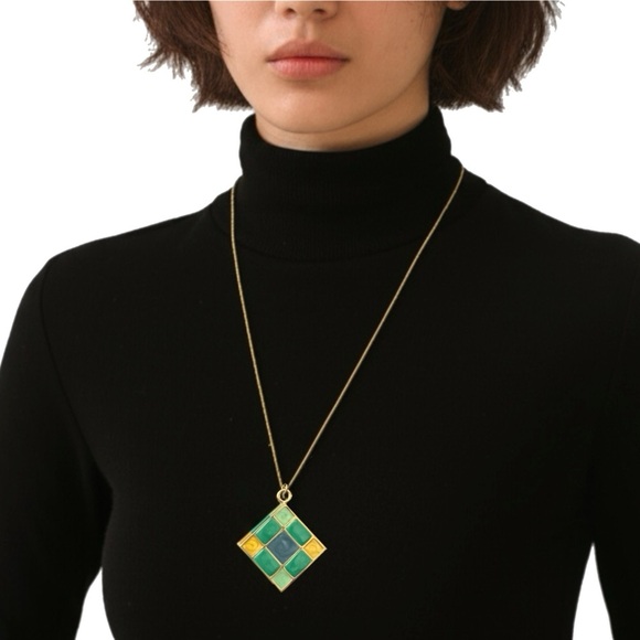 Vintage Women’s Gold Tone Enamel Pendant Coastal Blue Retro Chic Snake Chain 24” - Picture 7 of 7